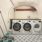 Charming 21M Studio In Paris 20 With Shared Terrace